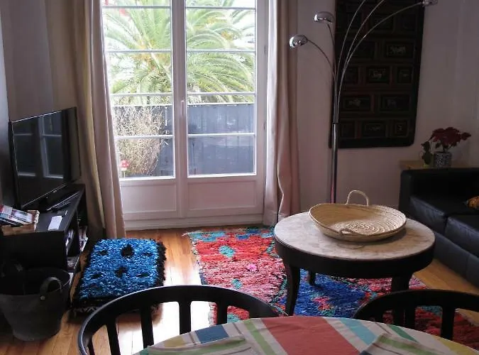 Iberia 1 T3 A 200 M De La Avec Parking Prive 公寓